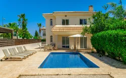 Ferienhaus mit Privatpool für 6 Personen ca. 90 m² in Paralimni, Südküste von Zypern, Bild 1