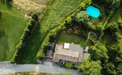Private 100m² Villa mit Pool und eigenem Garten. Wunderbare Aussicht auf die Hügel der Marken, Bild 1: Bild 1