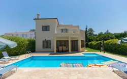 Ferienhaus mit Privatpool für 7 Personen ca. 120 m² in Argaka, Westküste von Zypern (Polis und Umgebung), Bild 1