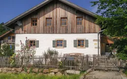 Schreinerhäusl (Neuschönau). Ferienhaus Schreinerhäusl (120qm) mit Infrarotkabine, Galerie und herrlicher Aussicht, Bild 1: Schreinerhäusl