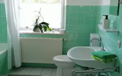 Bild 10: Badezimmer mit Badewanne
