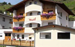 Apart Haus Munt Ferienwohnung in Nauders - Fewo Bergblick 1, Bild 1
