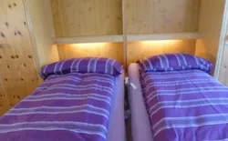 Bild 15: Doppelbett