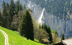Bild 10: Blick in Tal - Staubbach