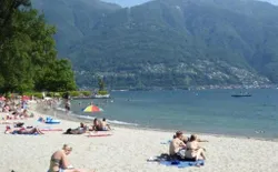 Bild 31: Sandstrand im Bagno Pubblico, Ascona am Lago Maggiore