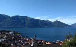 Bild 2: Wunderschöne Panoramasicht vom Balkon auf Ascona, See und Berge