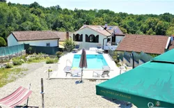 Villa Salvia with Pool in Ruzici, Bild 1