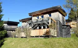 Ferienhaus mit Bergblick und Terrasse, Bild 1