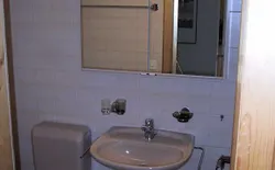 Bild 9: Badezimmer