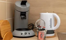 Bild 65: Wasserkocher und Senseo Kaffeemaschine